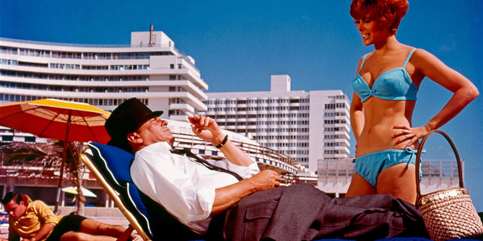 Frank Sinatra Has a Cold (esquire.com)