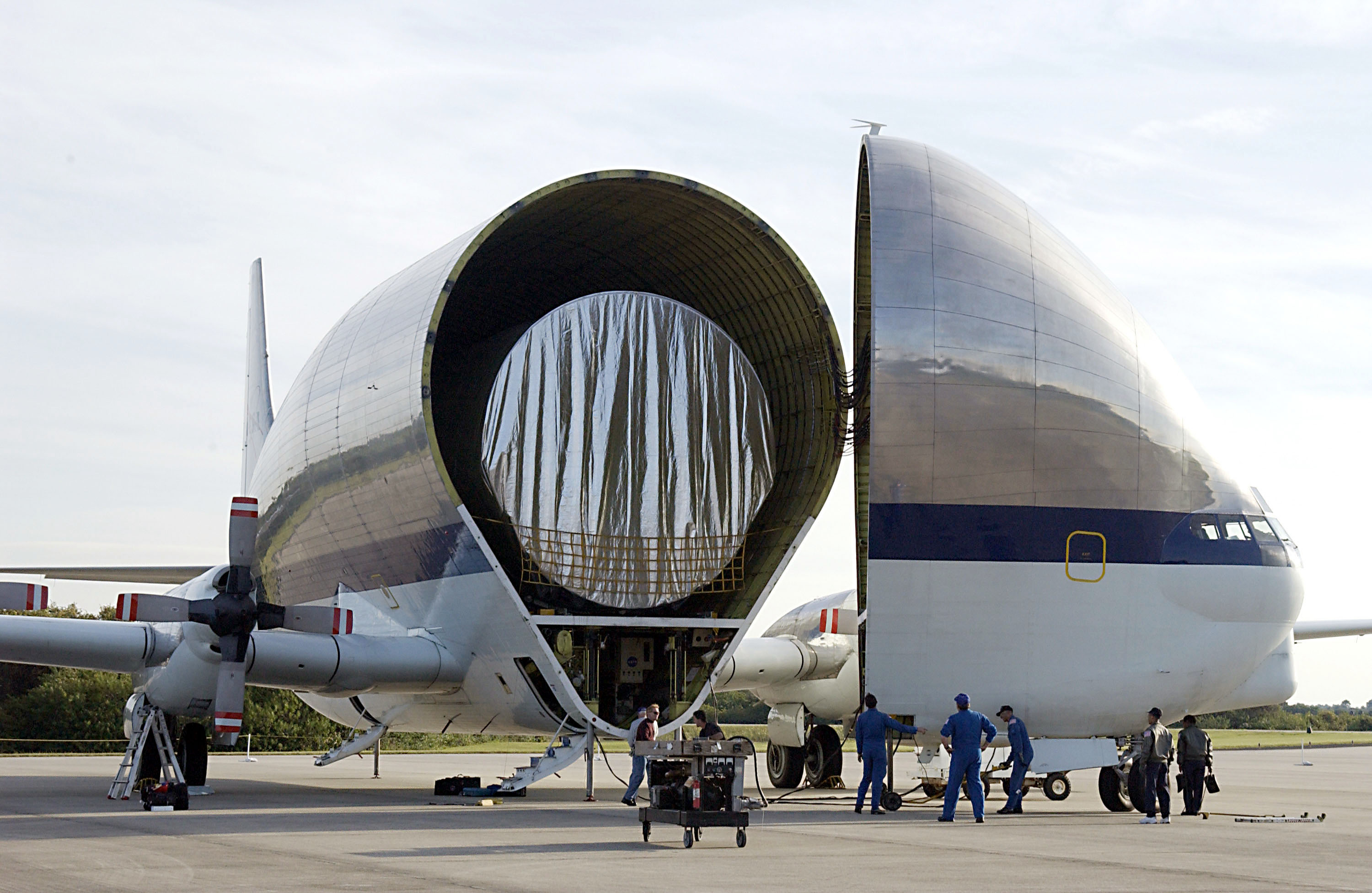 11 Of The Largest Cargo Planes In The Sky