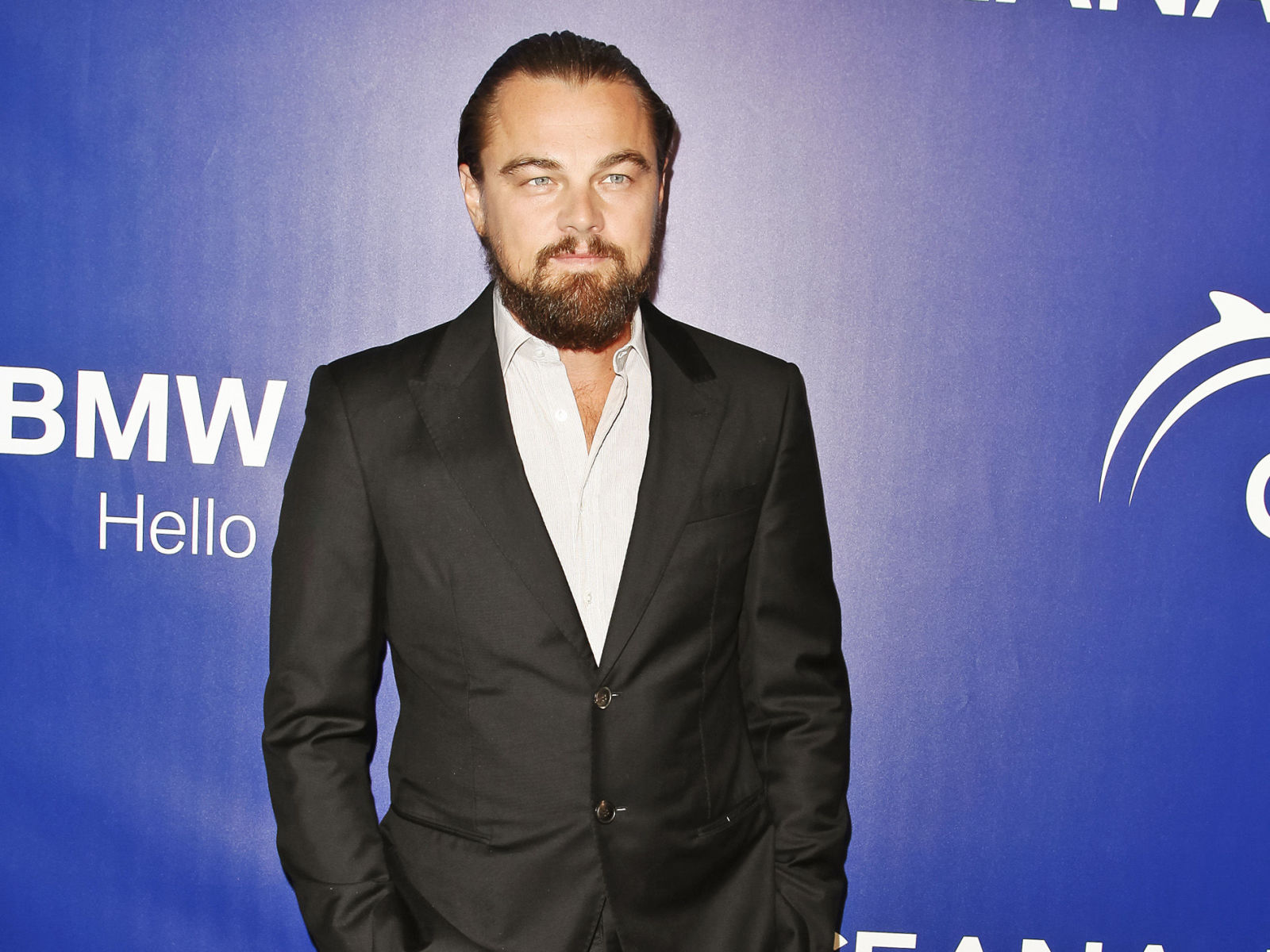 Why You Should Never Use The Bottom Suit Button atelieryuwa.ciao.jp