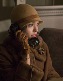 angelina jolie talking on the phone